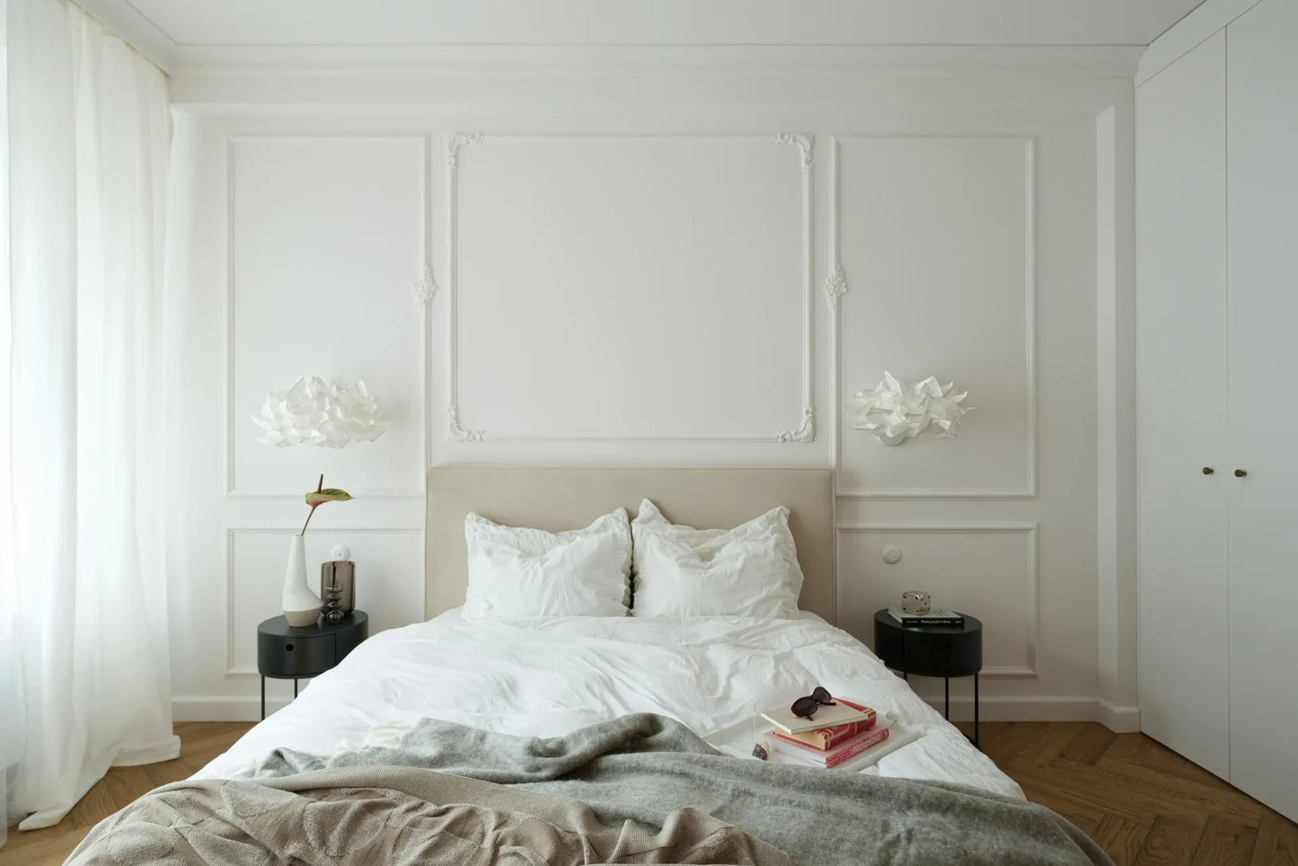 Wainscoting - Corner Moulding 332-11