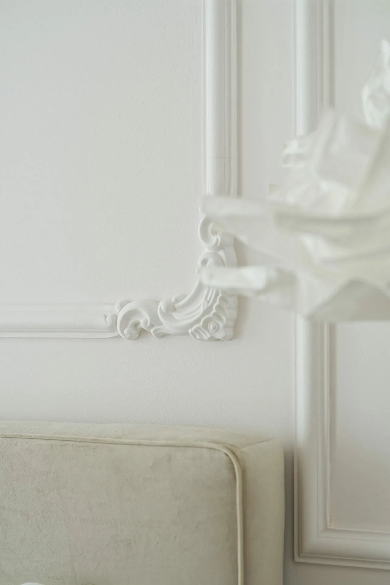 Wainscoting - Corner Moulding 332-11