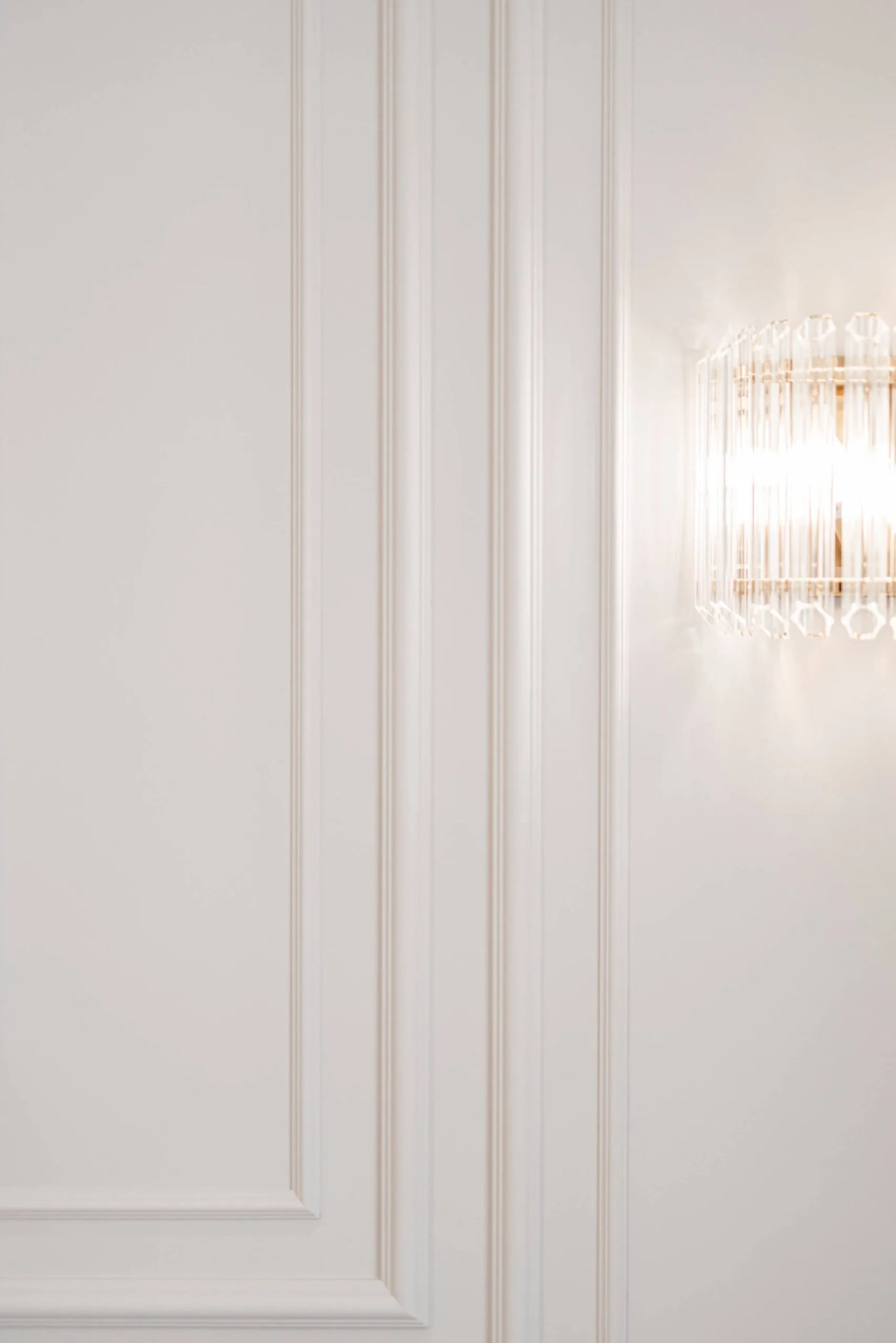 Wainscoting Wall Panelling – Thin Moulding Strips