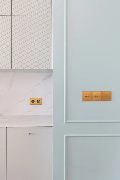 Wainscoting Wall Panelling – Thin Moulding Strips