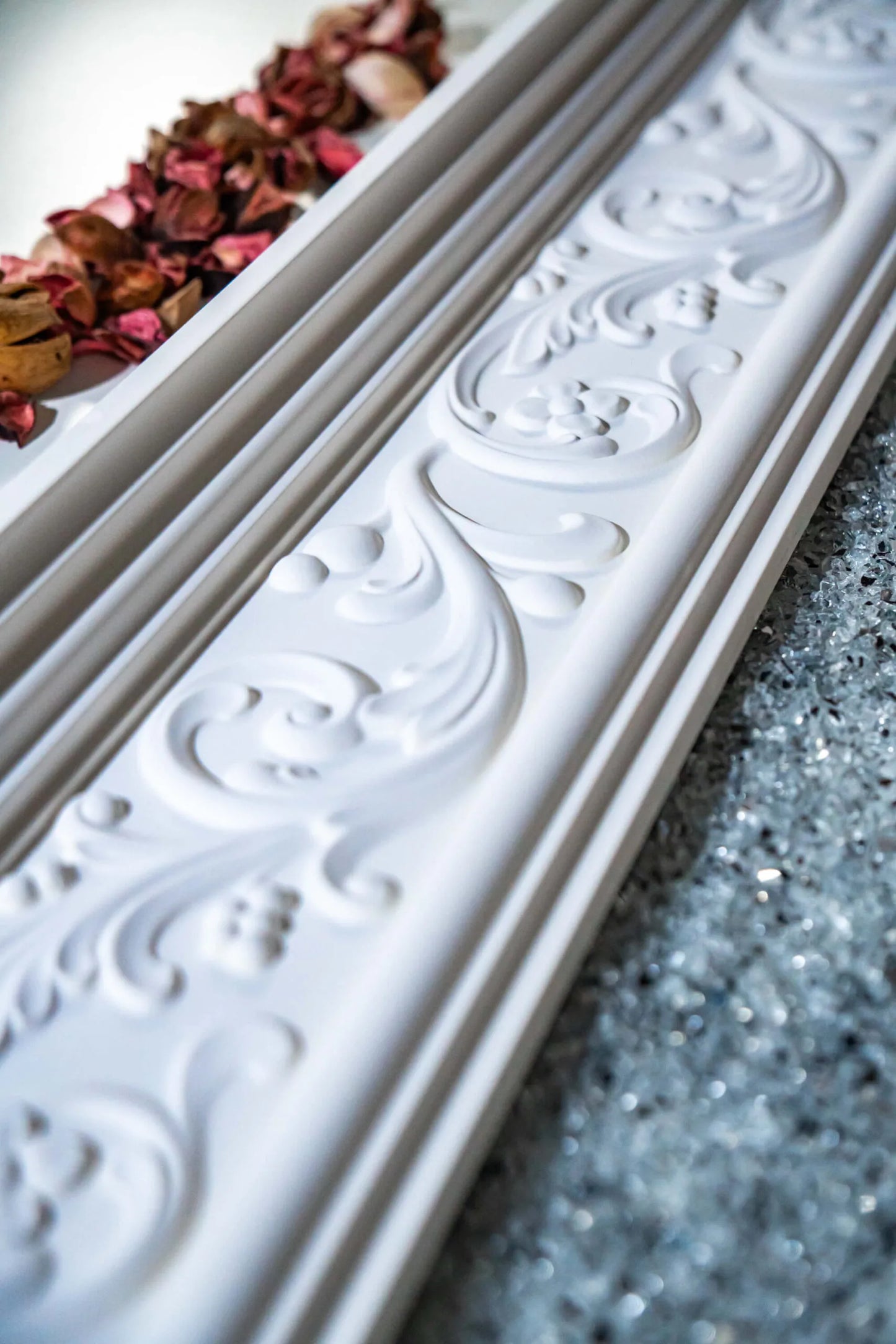 Waterproof Floral Ceiling Coving - 072